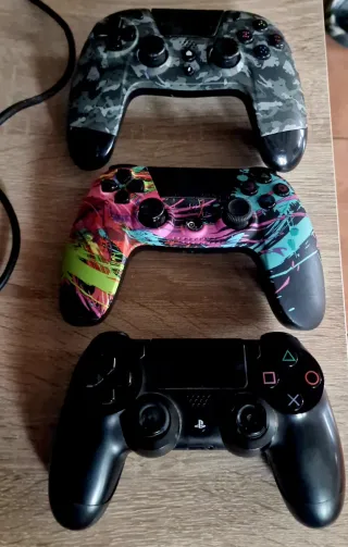 Consola Sony PS4 Negra