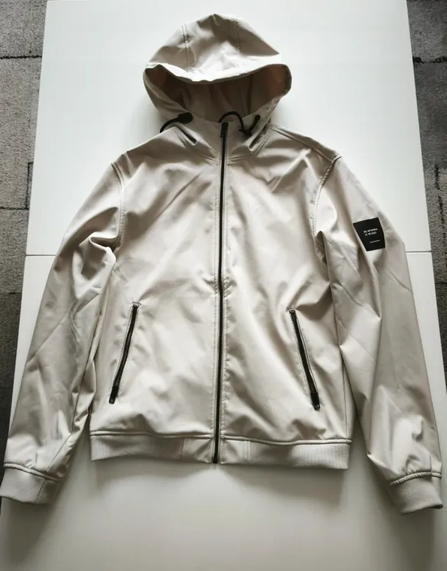 Cazadora Jack & Jones beige Talla M