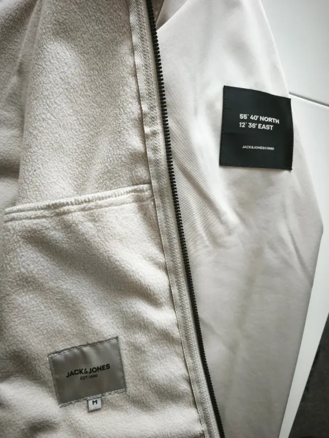 Cazadora Jack & Jones beige Talla M