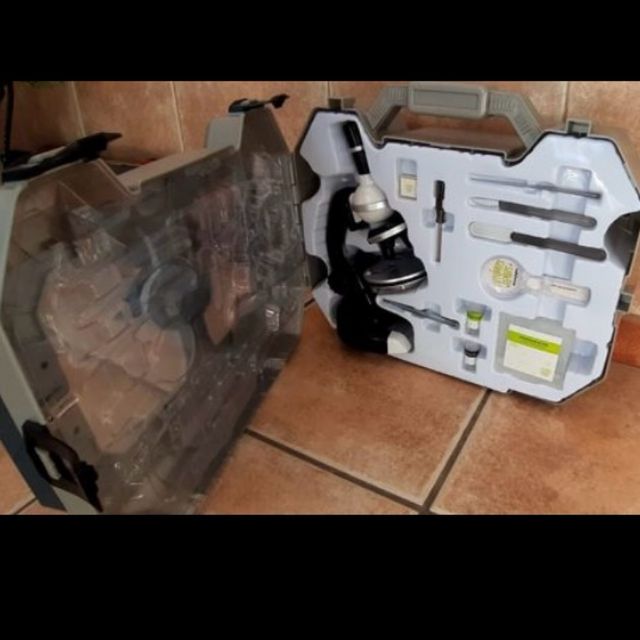 Microscopio de juguete Future Genius