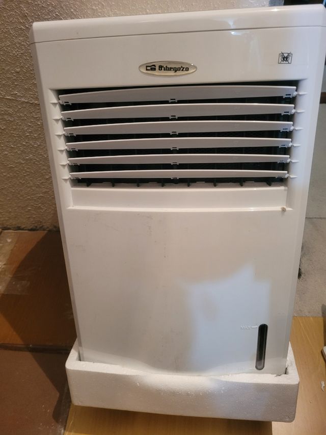 Climatizador Orbegozo con mando