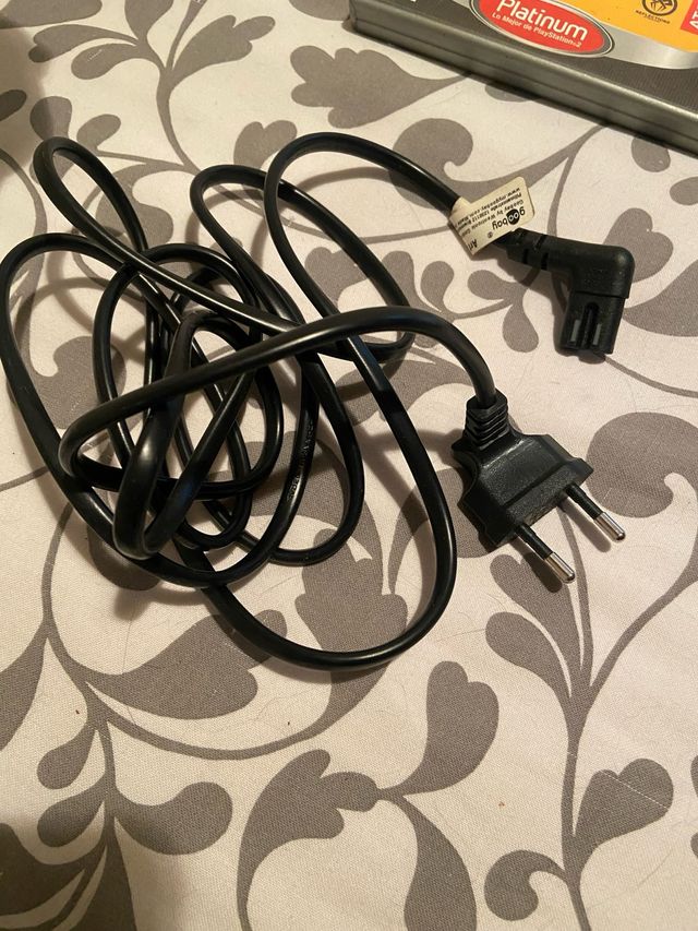 1 Cable Alimentación Gooba ps2 y 2 cables de  RCA