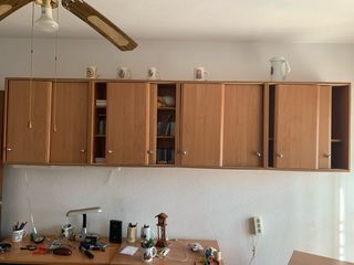 Mobili da studio con armadi in legno