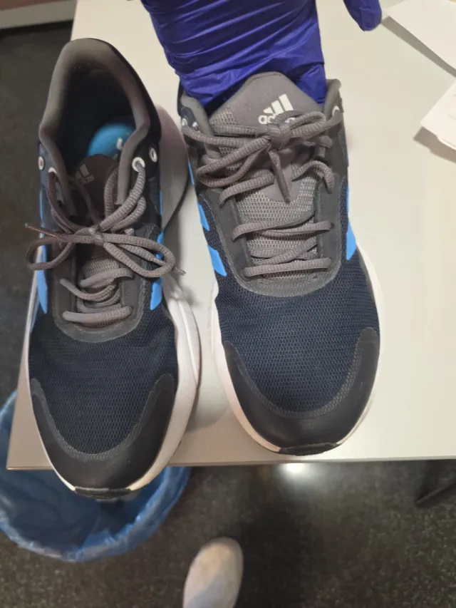 Zapatillas Adidas Azul y Gris