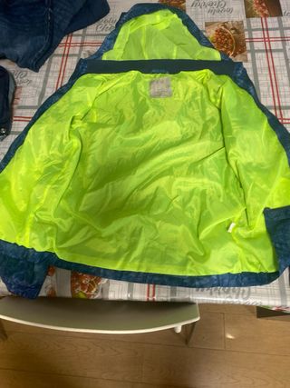 Cortavientos niño verde talla 13-14