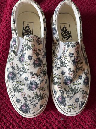 Zapatillas Vans florales talla 37