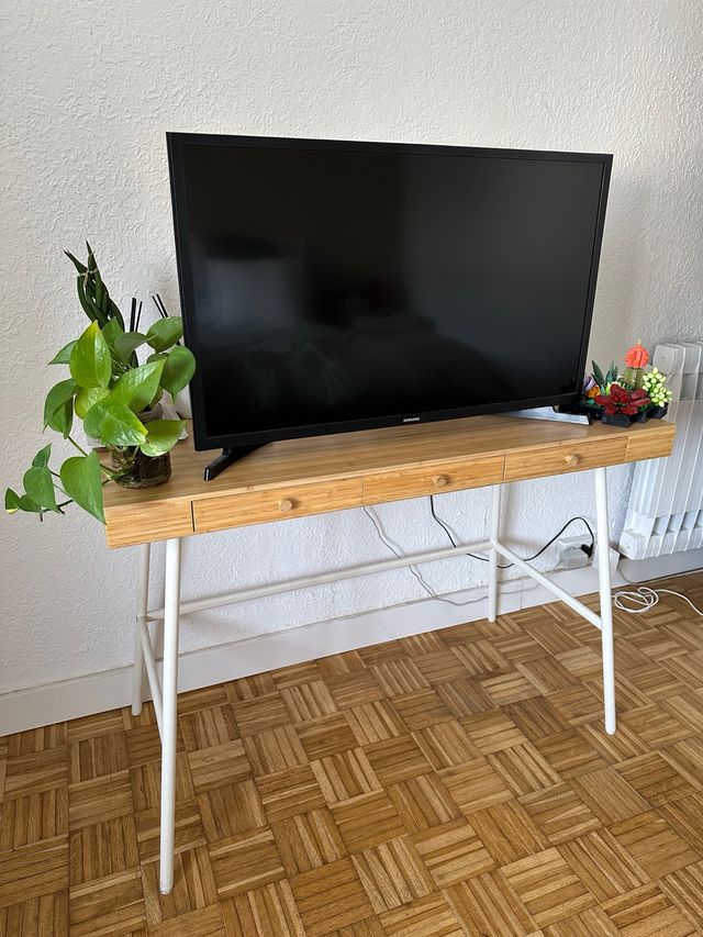 Escritorio Ikea Lillasen Bambú y Metal