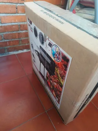 Nuovo barbecue a carbonella Aktive BBQ