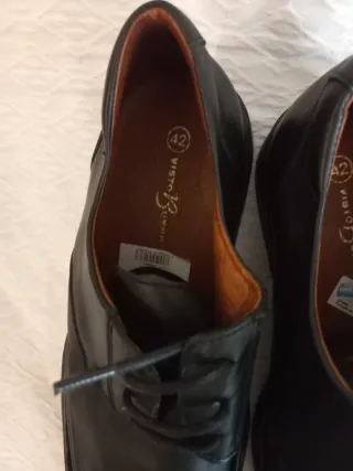 Zapatos de piel negros talla 42