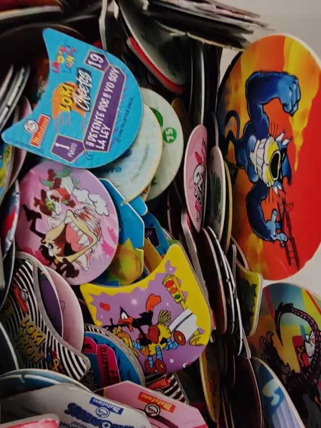 Lote de Tazos, hay de todo