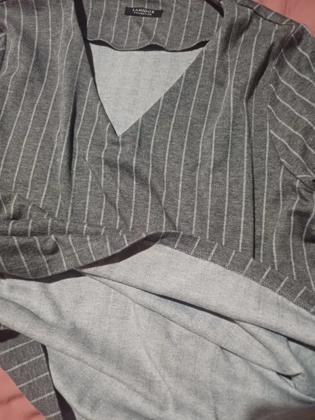 Camisola Lanidor cinza tamanho L sem uso