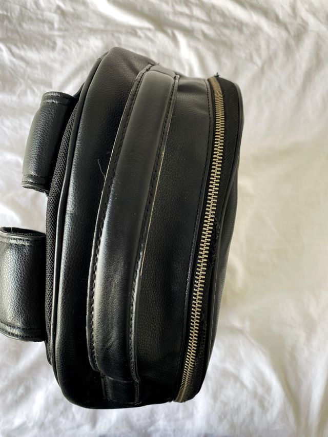 Mochila Zara Negra Piel Sintética