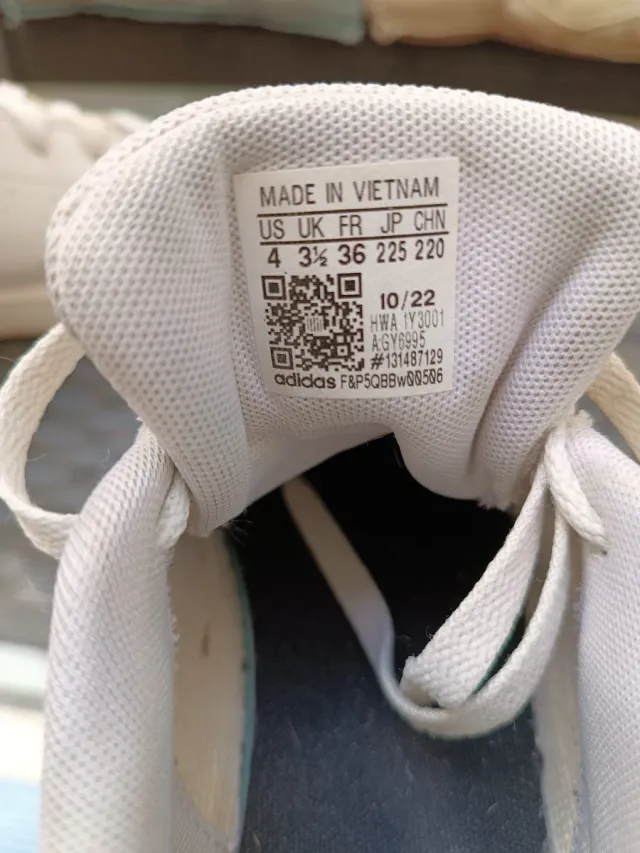 Deportivas Adidas Blancas y Verdes