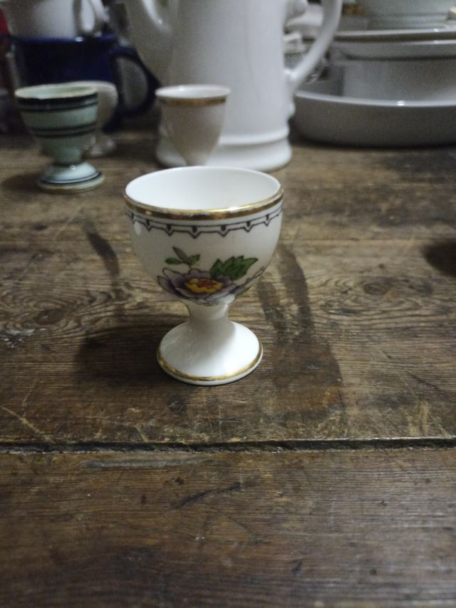 Juego de copas para huevos