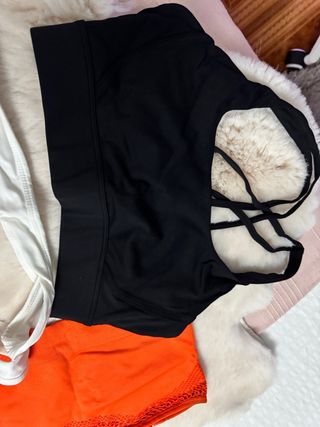 Lote 5 Tops Deportivos Shein Talla S