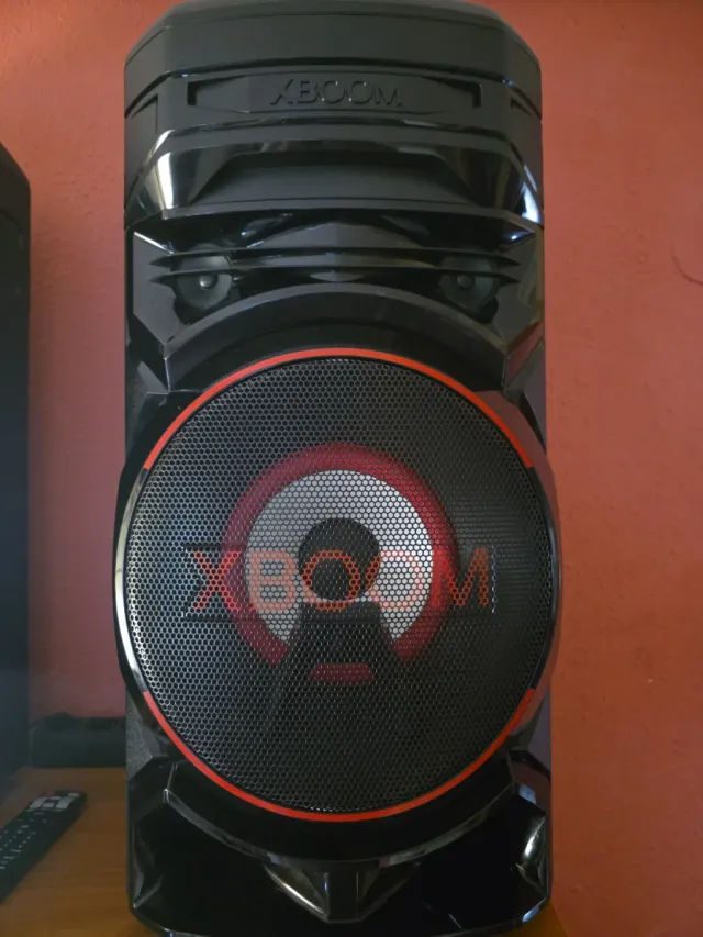 Altavoz LG XBOOM Negro