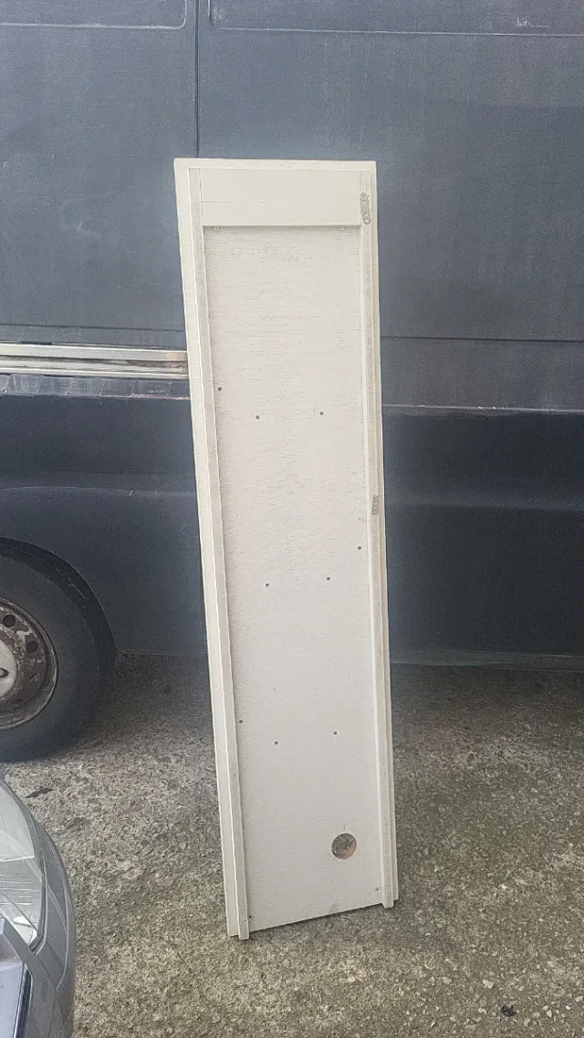 Estantería Colgante Blanca y Gris