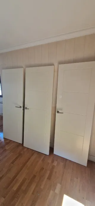 Puertas lacadas blanco roto/crema