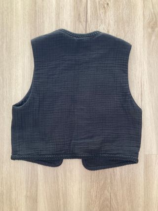 Chaleco de Mango. Perfil solidario