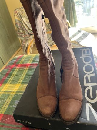 Stivali donna pelle testa di moro