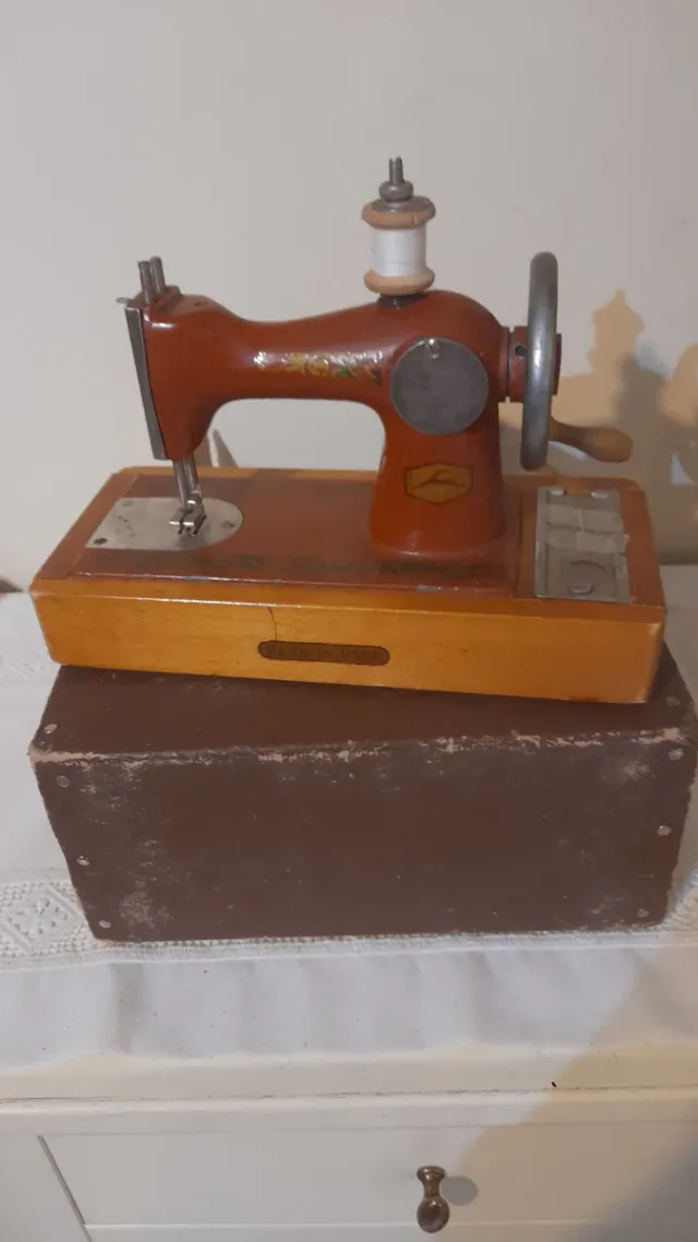 Mini Macchina da Cucire Vintage da collezione