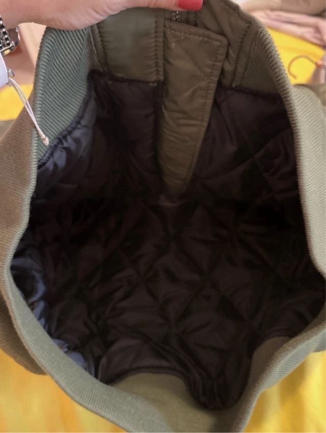 Giubbino uomo nero con cappuccio