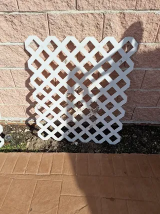 2 Celosía PVC Blanca