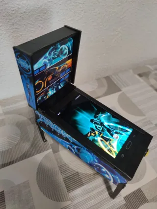Mini flipper virtuale Tron