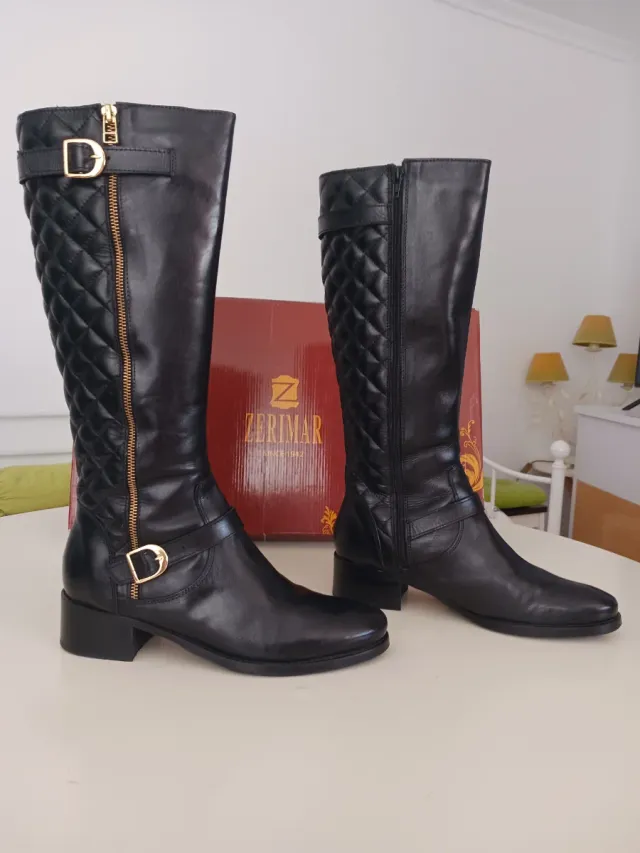 Botas Altas de Piel Zerimar Negras