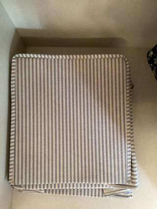 Organizador de armario a rayas