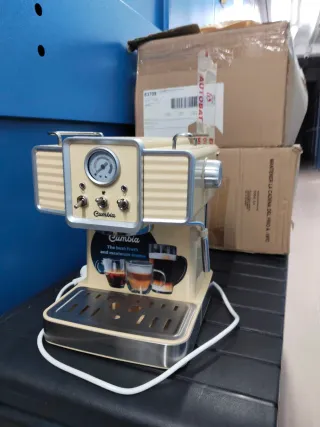 Cafetera Cecotec Cumbia Beige