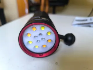 Linterna de buceo profesional,  Leton Power