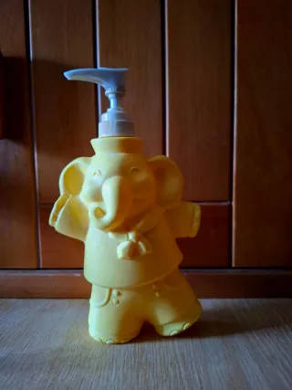 Dispenser porta sapone elefantino giallo vintage