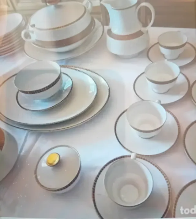 Vajilla Bavaria Porcelana Oro y Blanco