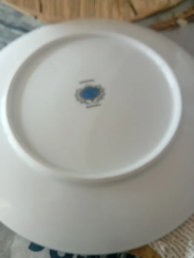 Vajilla Bavaria Porcelana Oro y Blanco