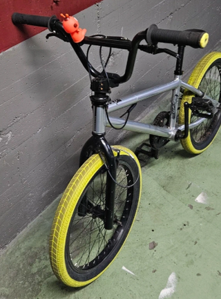 Bicicleta BMX Decathlon para niño