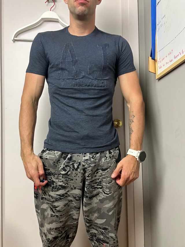 T-shirt Armani Jeans con logo frontale ricamato Retro