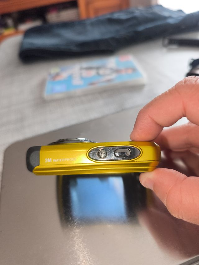 Cámara Polaroid iS525 Amarilla