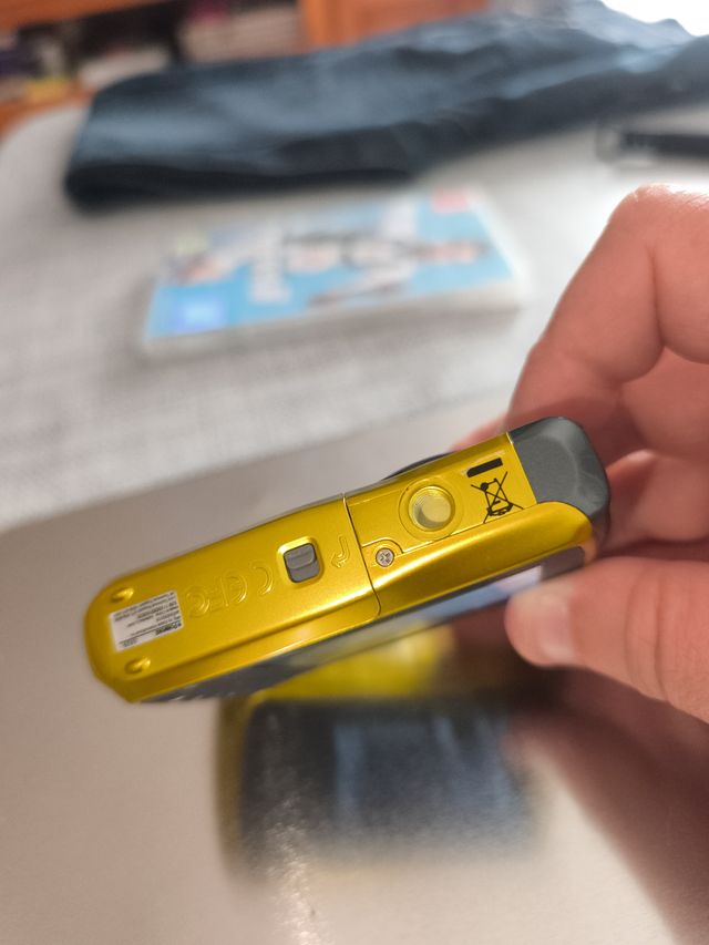 Cámara Polaroid iS525 Amarilla