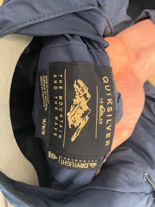 Abrigo Quiksilver azul marino