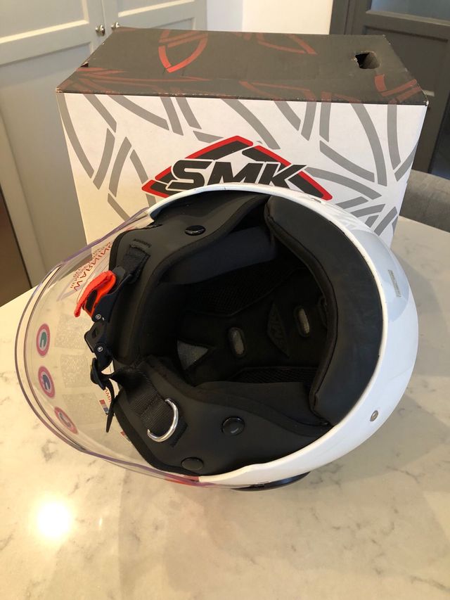 Casco Jet SMK Blanco Talla L