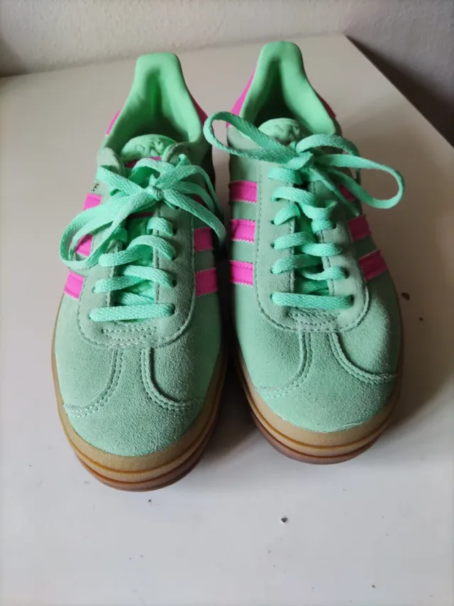 Zapatillas Adidas Gazelle Verde y Rosa