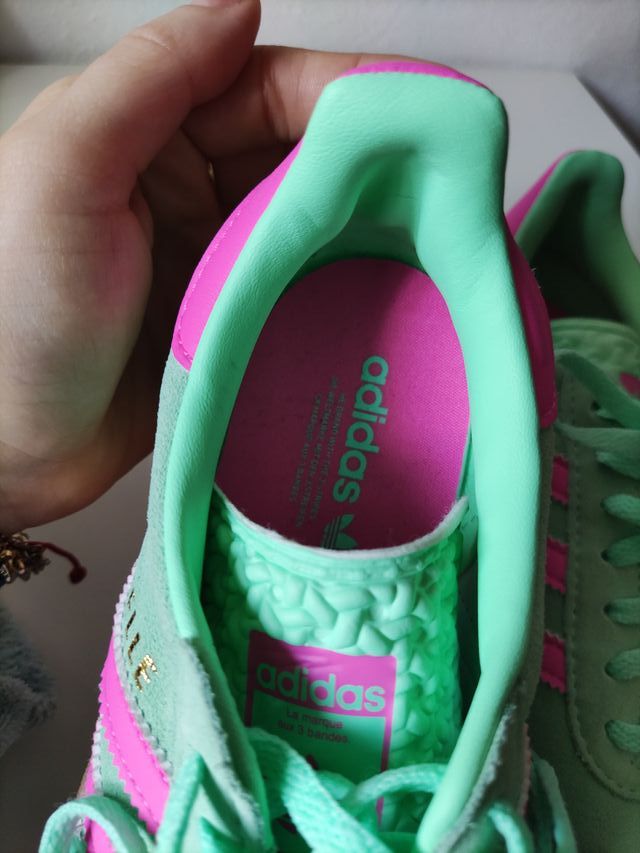 Zapatillas Adidas Gazelle Verde y Rosa
