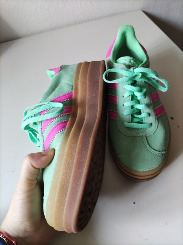 Zapatillas Adidas Gazelle Verde y Rosa
