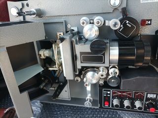 PROYECTOR 16MM FUMEO 9270 VIP COMO NUEVO RARO