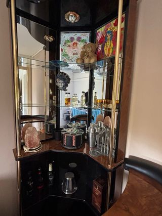 Mueble Bar Negro y Marrón