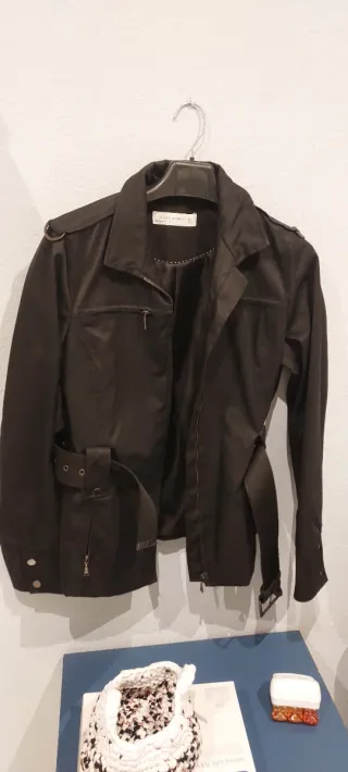 Chaqueta negra mujer