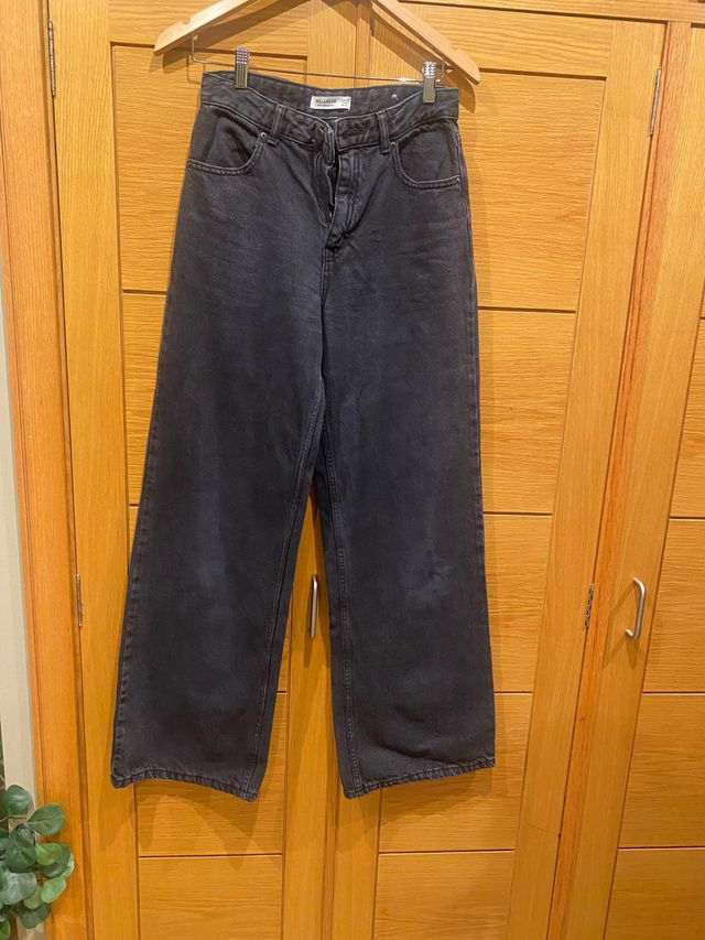 Pantalón wide leg gris oscuro Pull&Bear