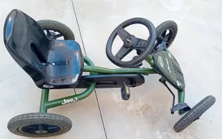 Kart pedales Jeep Berg (sólo por esta semana 130€)