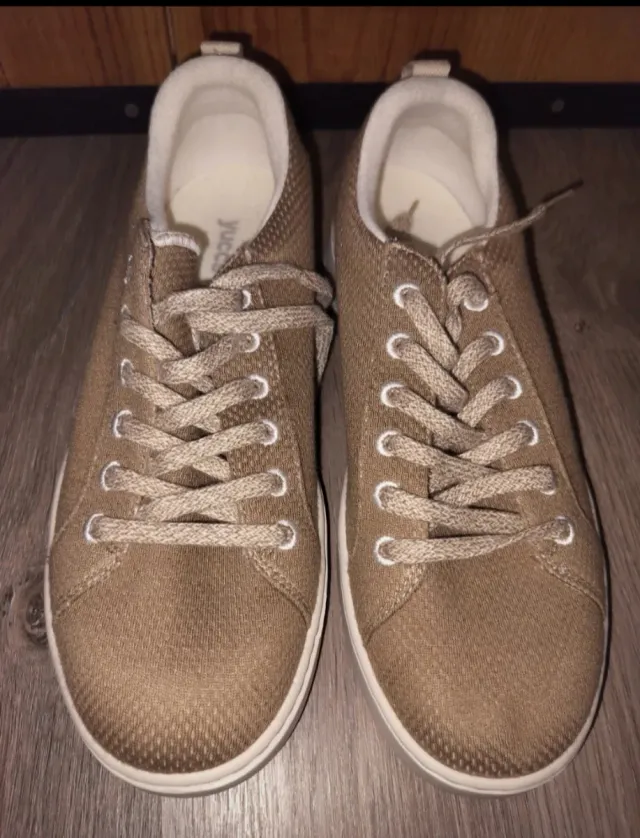 Yuccs Beige Talla 39 Nuevas